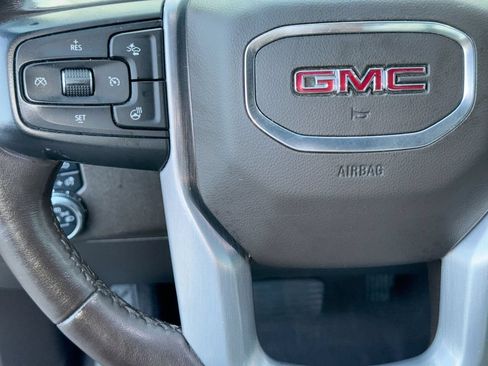 Used 2022 GMC Sierra 1500 SLT w/ SLT Premium Package AWD/4WD image 17