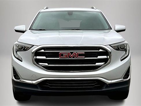 Used 2019 GMC Terrain SLT w/ Preferred Package image 3