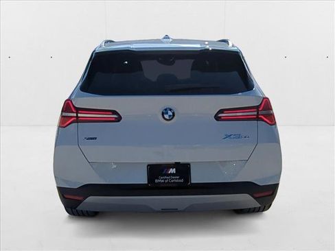 Used 2026 BMW X3 xDrive30 w/ Premium Package image 4