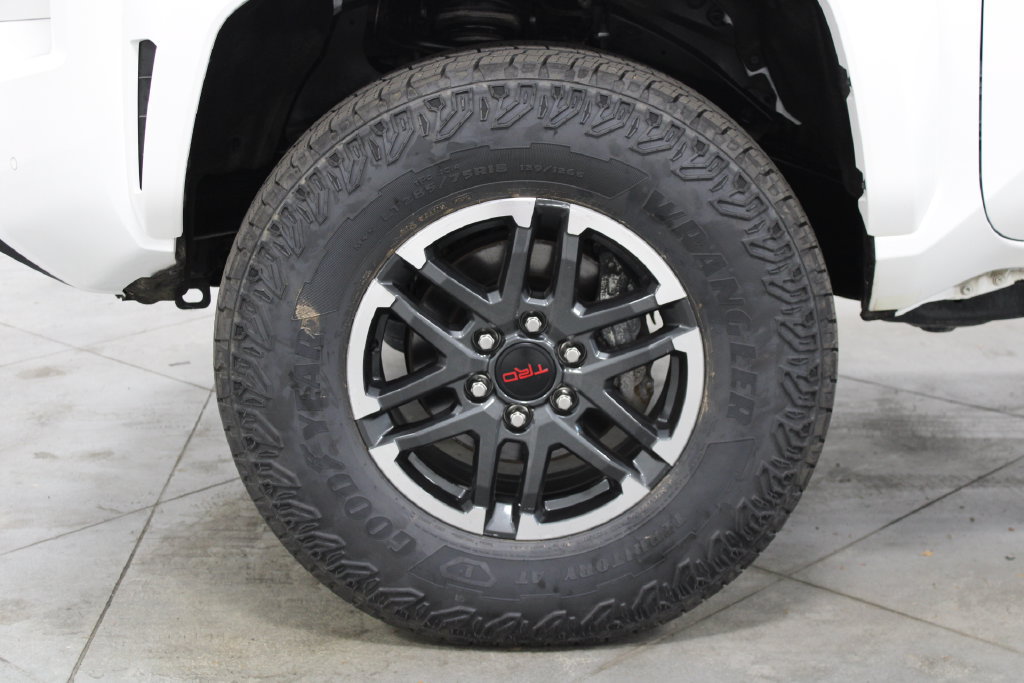 Used 2024 Toyota Tacoma TRD Sport w/ TRD Sport Upgrade Package AWD/4WD image 16