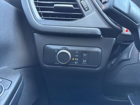 Used 2020 Ford Escape S AWD/4WD image 15