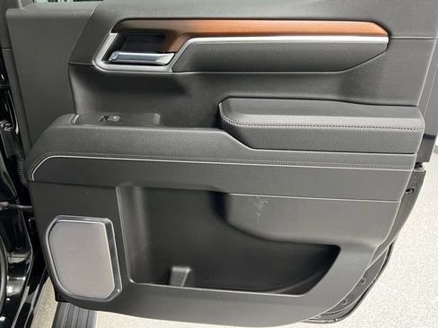 Used 2025 GMC Sierra 1500 Denali w/ Denali Reserve Package image 47