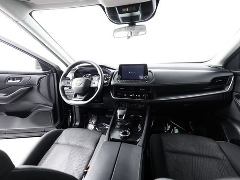 Used 2026 Nissan Rogue SV AWD/4WD image 18