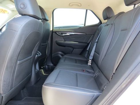Used 2023 Buick Envision Essence FWD image 12