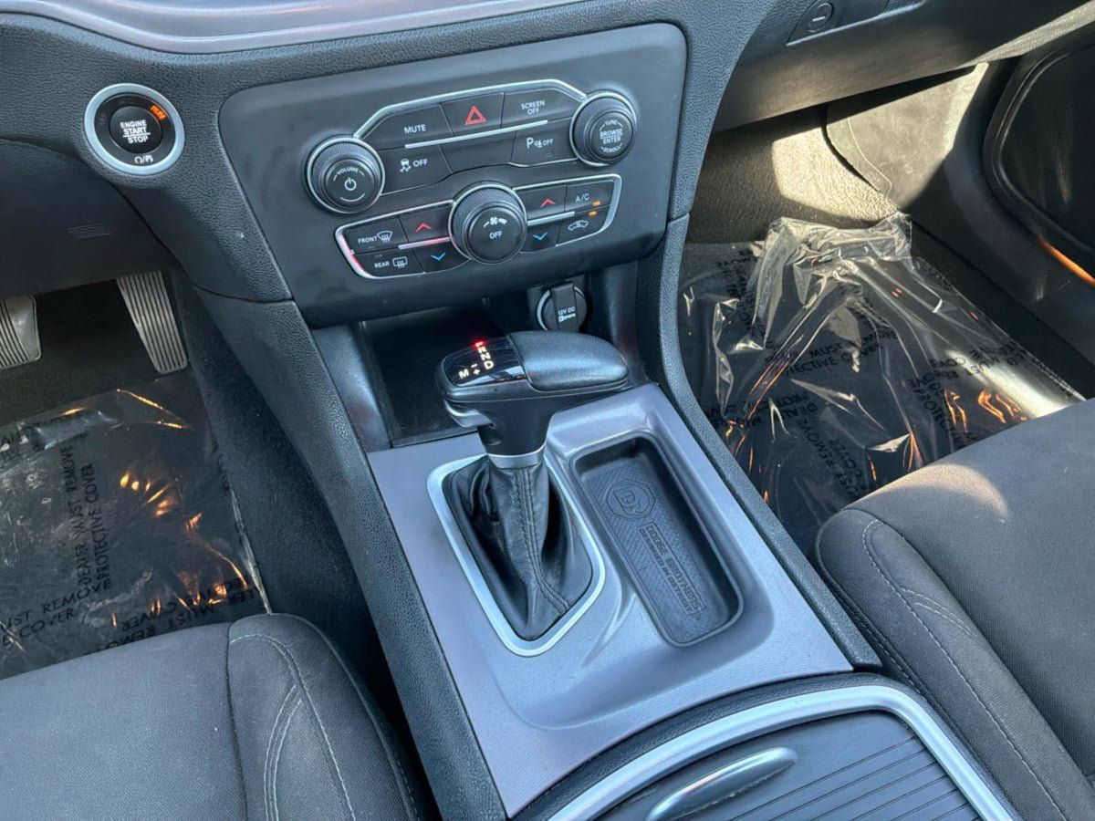 Used 2023 Dodge Charger SXT RWD image 16