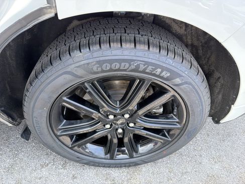 Used 2023 Ford Edge ST-Line AWD/4WD image 13