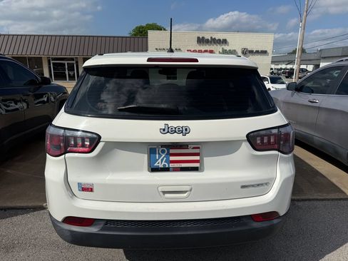 Used 2018 Jeep Compass Sport FWD image 31