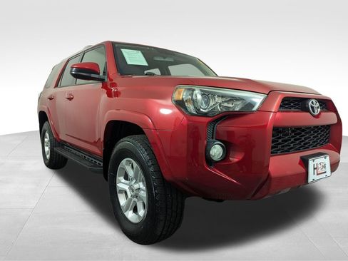 Used 2014 Toyota 4Runner SR5 AWD/4WD image 49