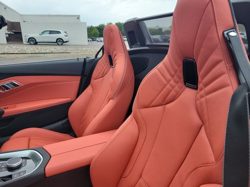 New 2026 BMW Z4 M40i w/ Premium Package RWD image 18