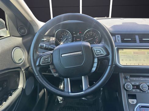 Used 2018 Land Rover Range Rover Evoque HSE AWD/4WD image 17