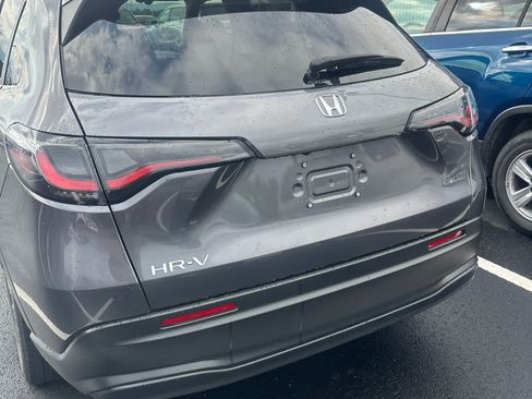 Certified 2026 Honda HR-V LX image 5