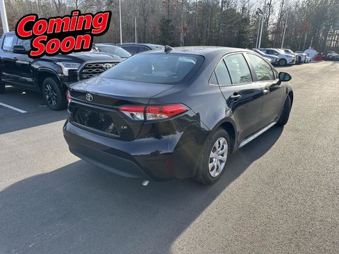 Certified 2025 Toyota Corolla LE image 6