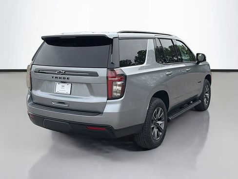 Used 2024 Chevrolet Tahoe Z71 w/ Luxury Package image 5