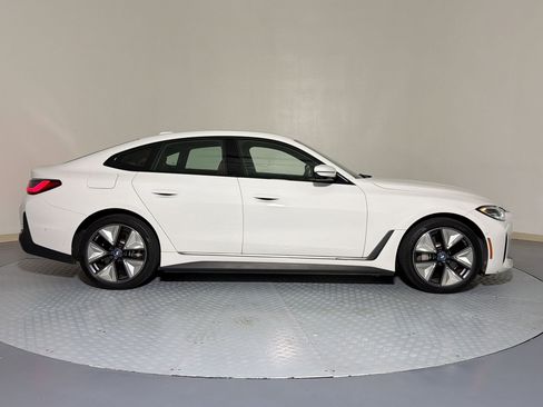 Used 2023 BMW i4 eDrive35 RWD image 7