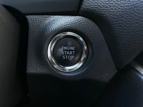 Used 2023 Toyota RAV4 XLE Premium image 21