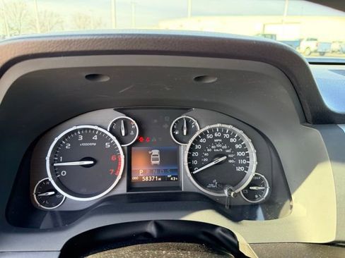 Used 2017 Toyota Tundra SR5 w/ TRD Off Road Package image 9