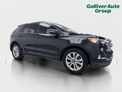 Used 2022 Ford Edge Titanium AWD/4WD image 12