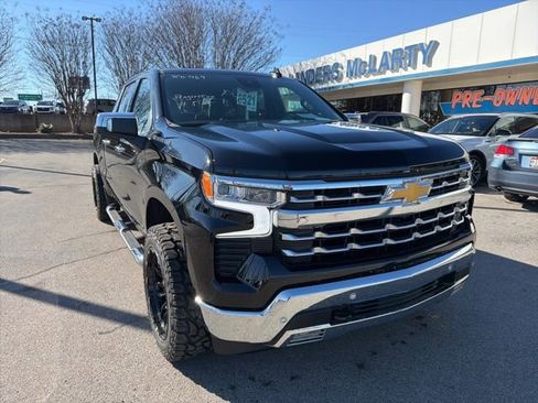 Used 2024 Chevrolet Silverado 1500 LTZ w/ LTZ Convenience Package II image 2