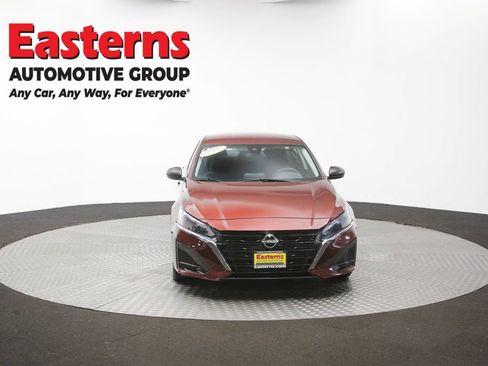 Used 2024 Nissan Altima 2.5 SV FWD image 50