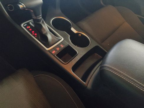 Used 2021 Kia Sportage LX AWD/4WD image 26