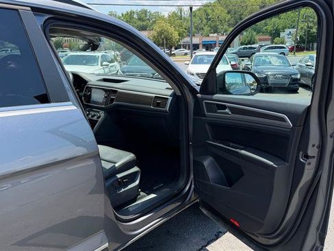 Used 2018 Volkswagen Atlas SEL AWD/4WD image 33