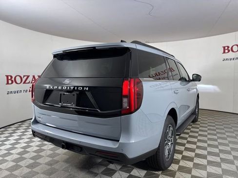 New 2025 Ford Expedition Active image 7
