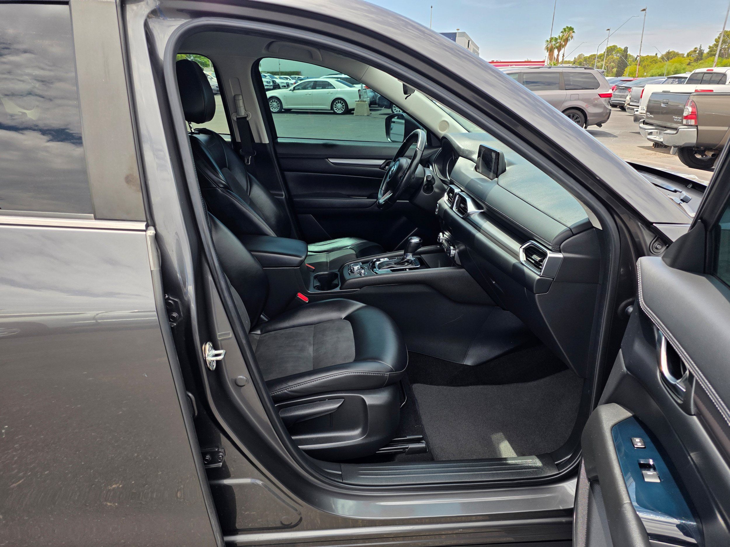 Used 2018 MAZDA CX-5 Touring FWD image 25