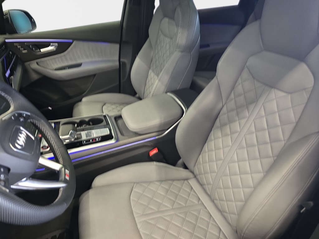 Used 2026 Audi SQ7 Prestige AWD/4WD image 19