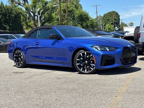 Used 2025 BMW M440i Convertible RWD image 3