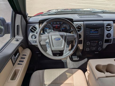 Used 2013 Ford F150 XLT w/ XLT Chrome Pkg image 14