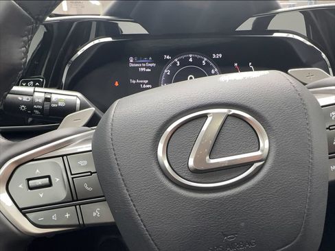 Used 2024 Lexus NX 250 FWD w/ Cold Area Package image 39