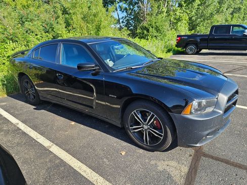 Used 2013 Dodge Charger R/T AWD/4WD image 3