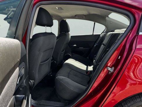 Used 2011 Chevrolet Cruze LT FWD image 34