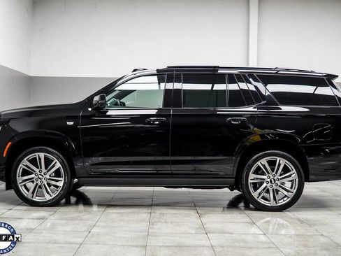 Used 2026 Cadillac Escalade Platinum Sport AWD/4WD image 11