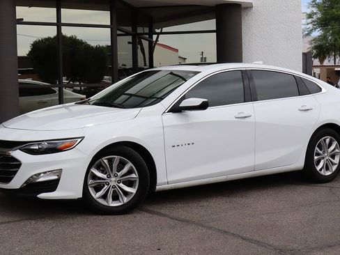 Used 2024 Chevrolet Malibu LT FWD image 3