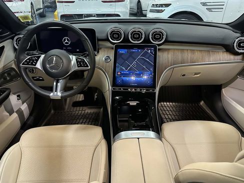 Used 2023 Mercedes-Benz C 300 4MATIC Sedan image 14