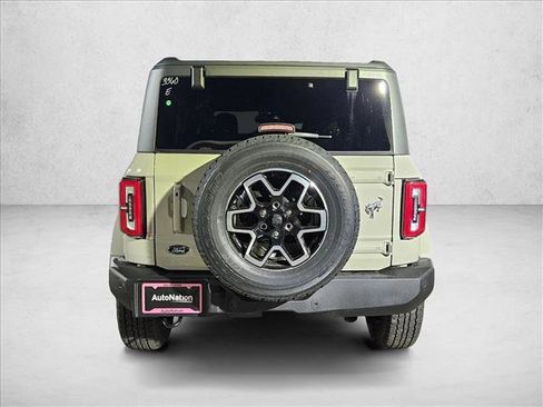 New 2025 Ford Bronco Outer Banks image 8