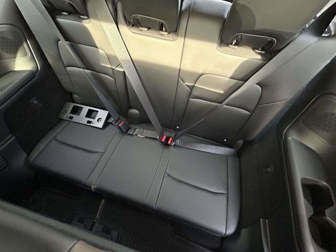 Used 2025 Nissan Pathfinder Platinum w/ Cargo Package image 15