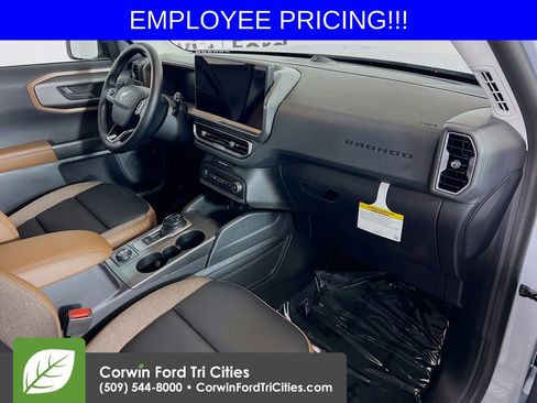 New 2026 Ford Bronco Sport Outer Banks w/ Outer Banks Tech Package+ AWD/4WD image 32