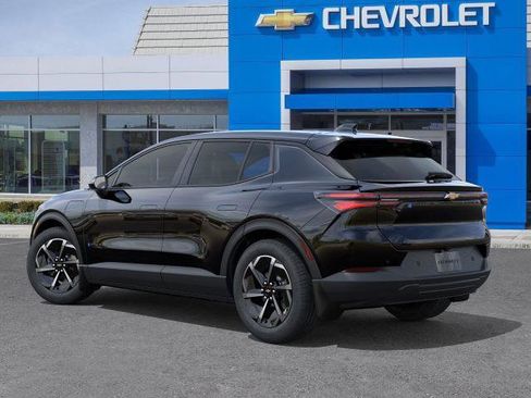 New 2026 Chevrolet Equinox EV LT image 3