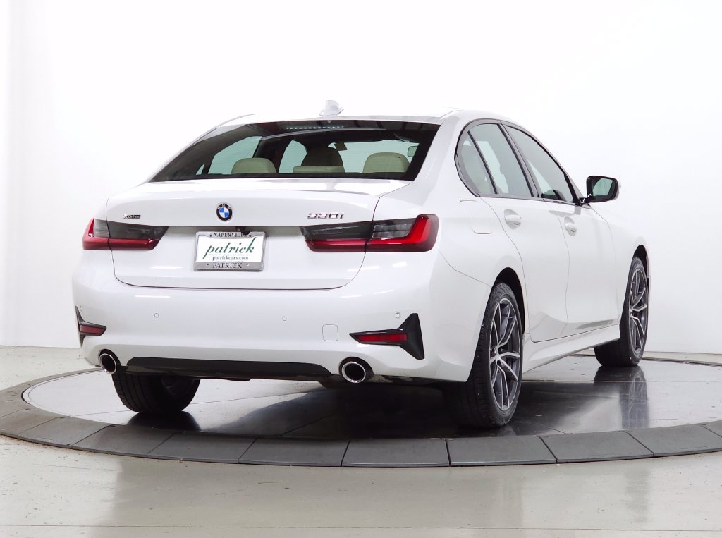 Used 2022 BMW 330i xDrive Sedan w/ Driving Assistance Package AWD/4WD image 7