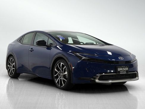 Used 2026 Toyota Prius Plug-In Hybrid image 7