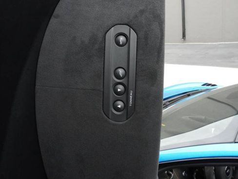 Used 2020 McLaren 600LT Spider RWD image 72