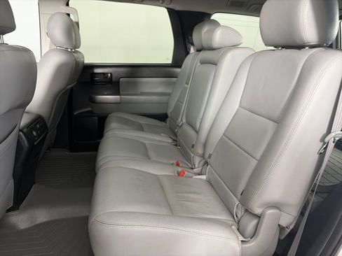 Used 2010 Toyota Sequoia SR5 image 13