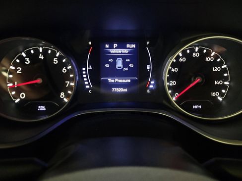 Used 2020 Jeep Compass Latitude image 23