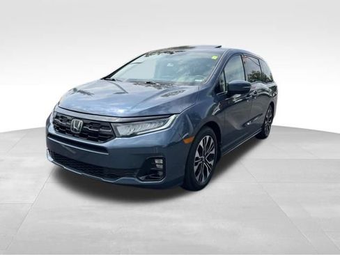 Used 2025 Honda Odyssey Elite image 3