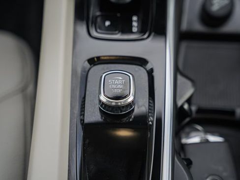 Certified 2025 Volvo S60 B5 Plus image 24