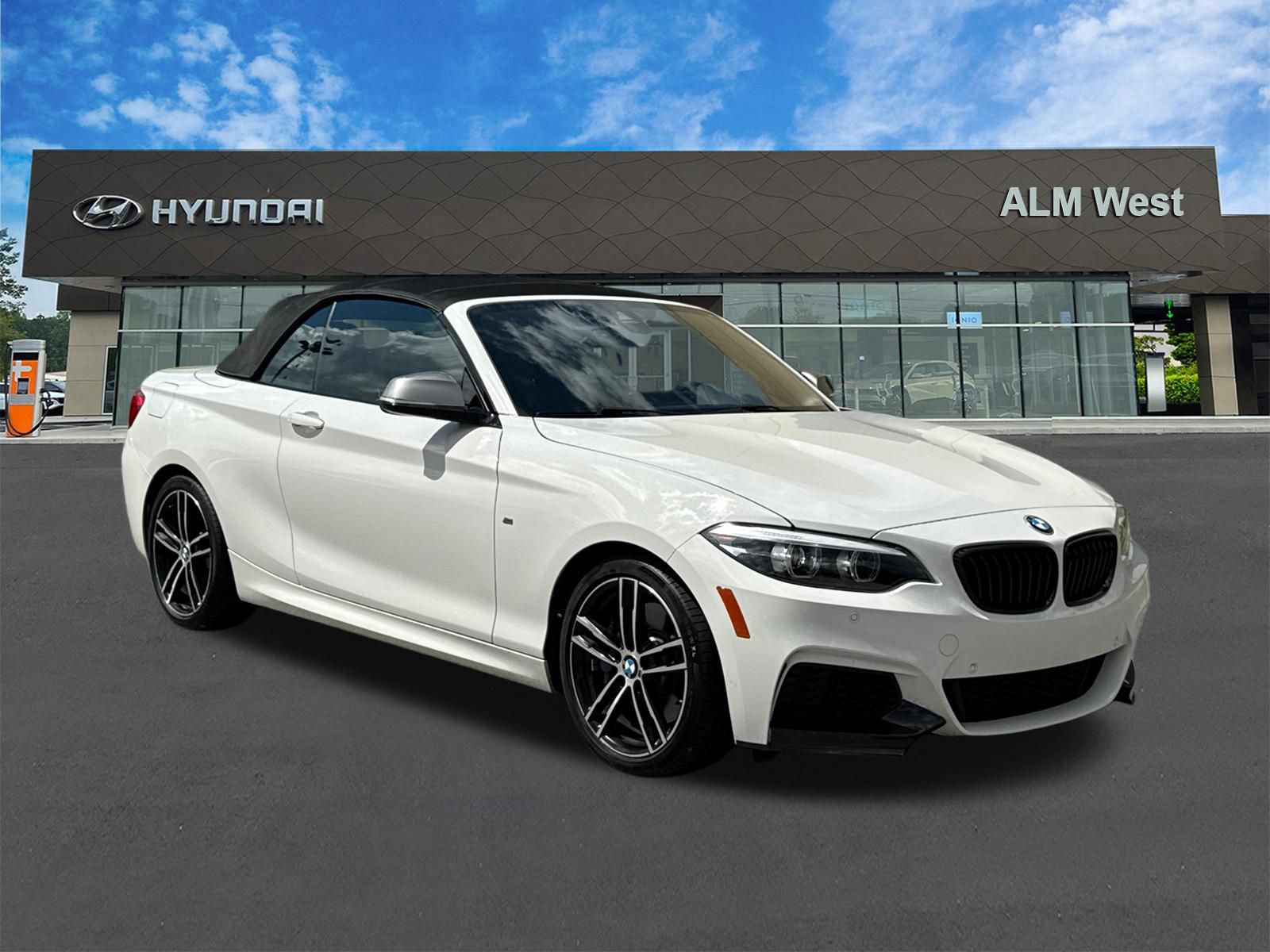 Used 2019 BMW M240i Convertible RWD image 3