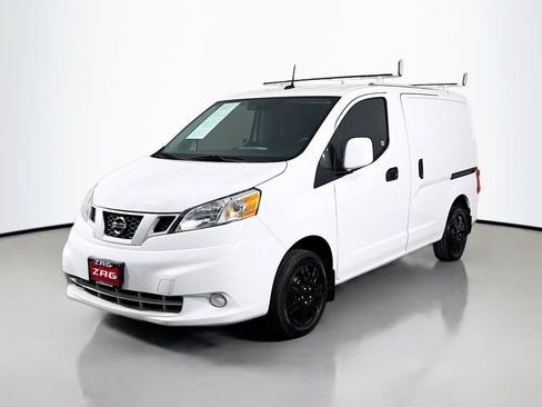 Used 2021 Nissan NV200 SV image 3