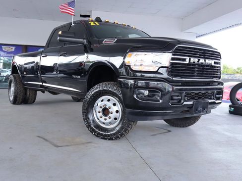 Used 2021 RAM 3500 Lone Star w/ Level 1 Equipment Group AWD/4WD image 3